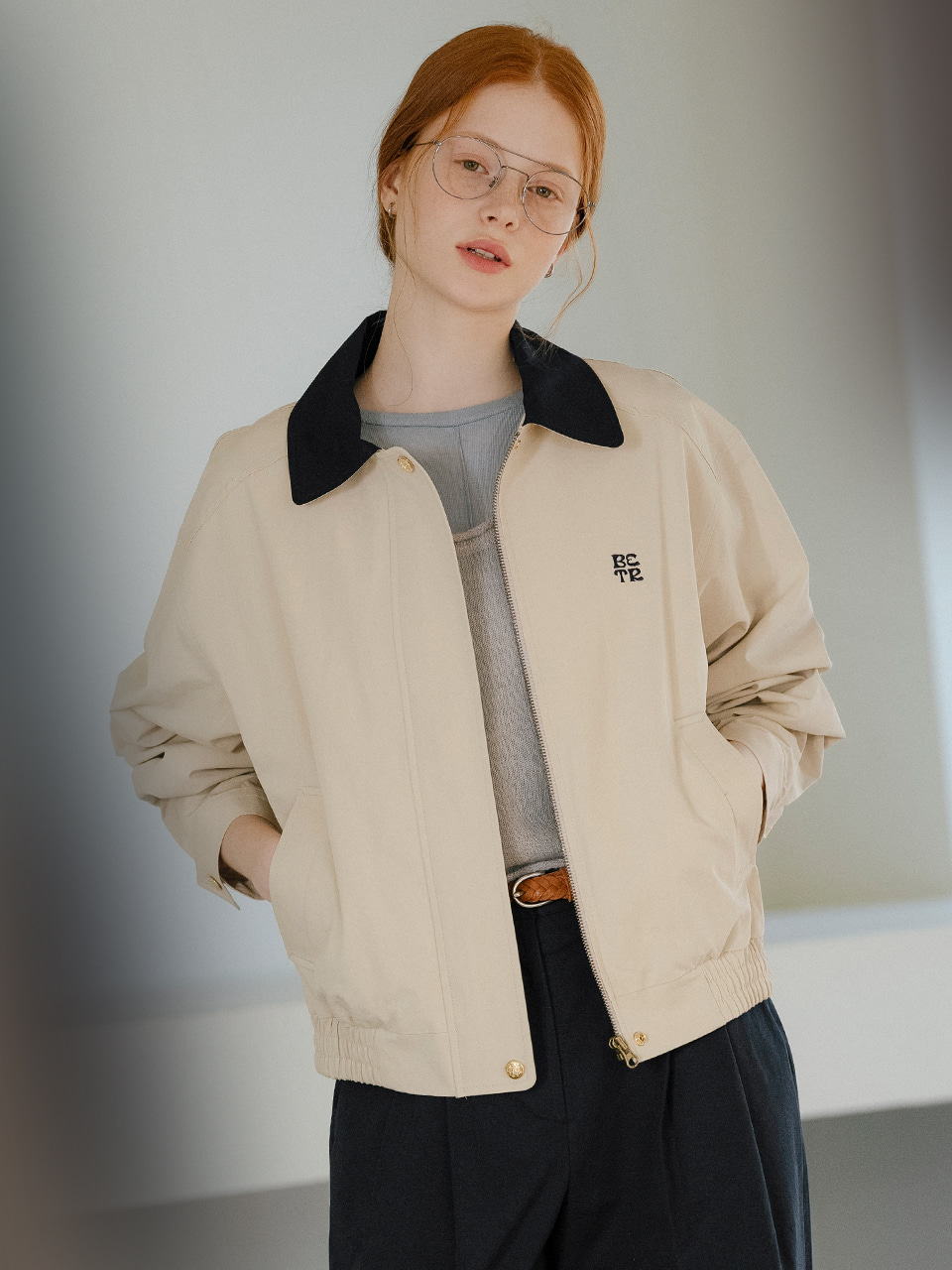 [썸머블프] [노운베러] Better embroidered blouson jumper_Beige : 노운베러