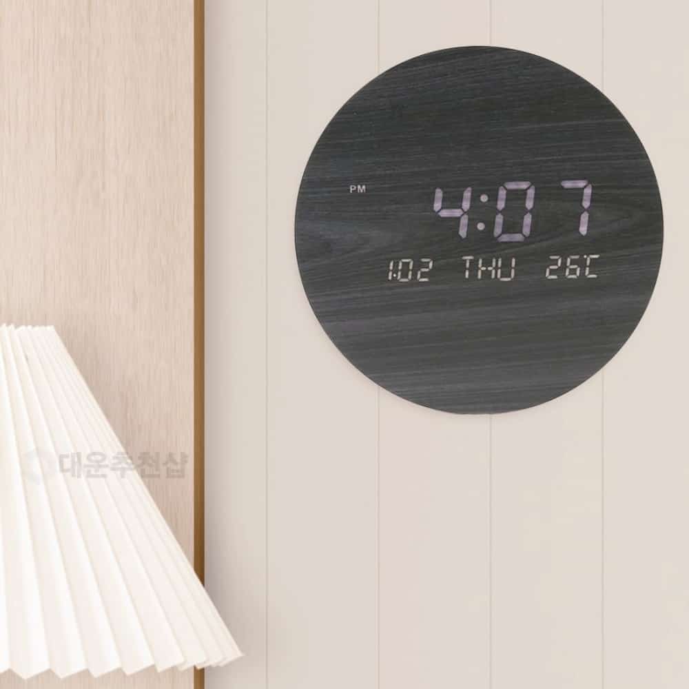 대운추천샵 자동센서 LED 벽시계 블랙 블랙벽시계 고급벽시계 세련된인테리어 선물용시계 전자시계 : 대운추천샵