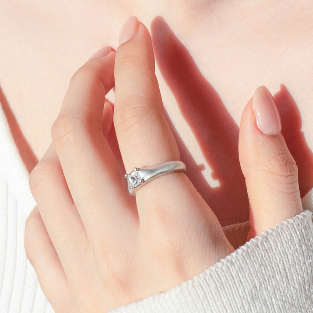 Pillow Ring 실버 사각 큐빅 반지 : 디오브제 DE OBJET