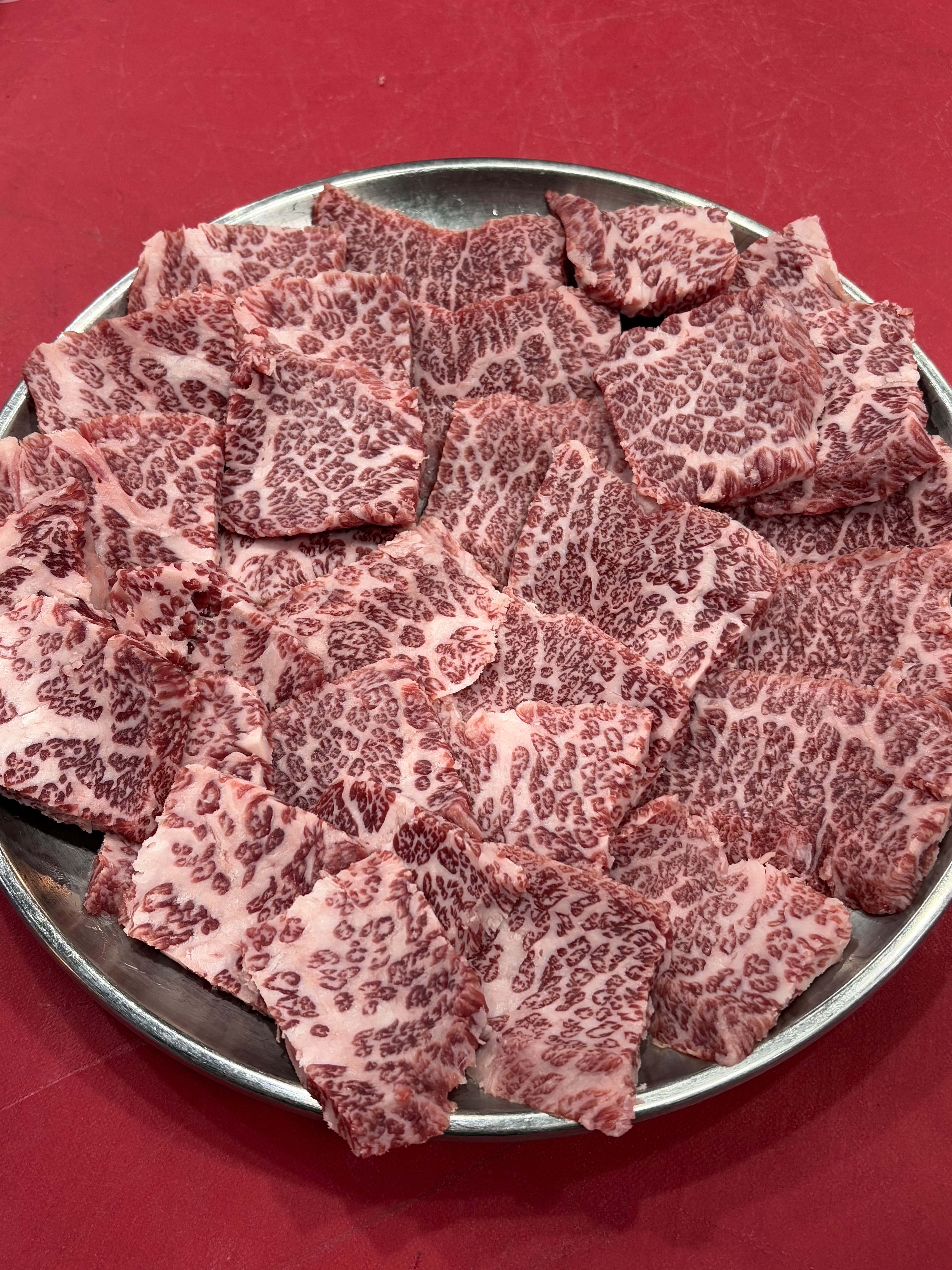 한우암소 우드 4종세트 450g 이상 등심 꽃등심 갈비살 살치살 부채살 치마살 업진살 안심 : 유정축산