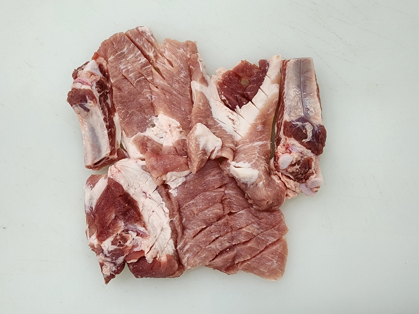 국내산 돼지생갈비 1KG 포갈비 찜용 LA식 1등급이상 업소용 대용량 도매 : 세계로정육할인마트