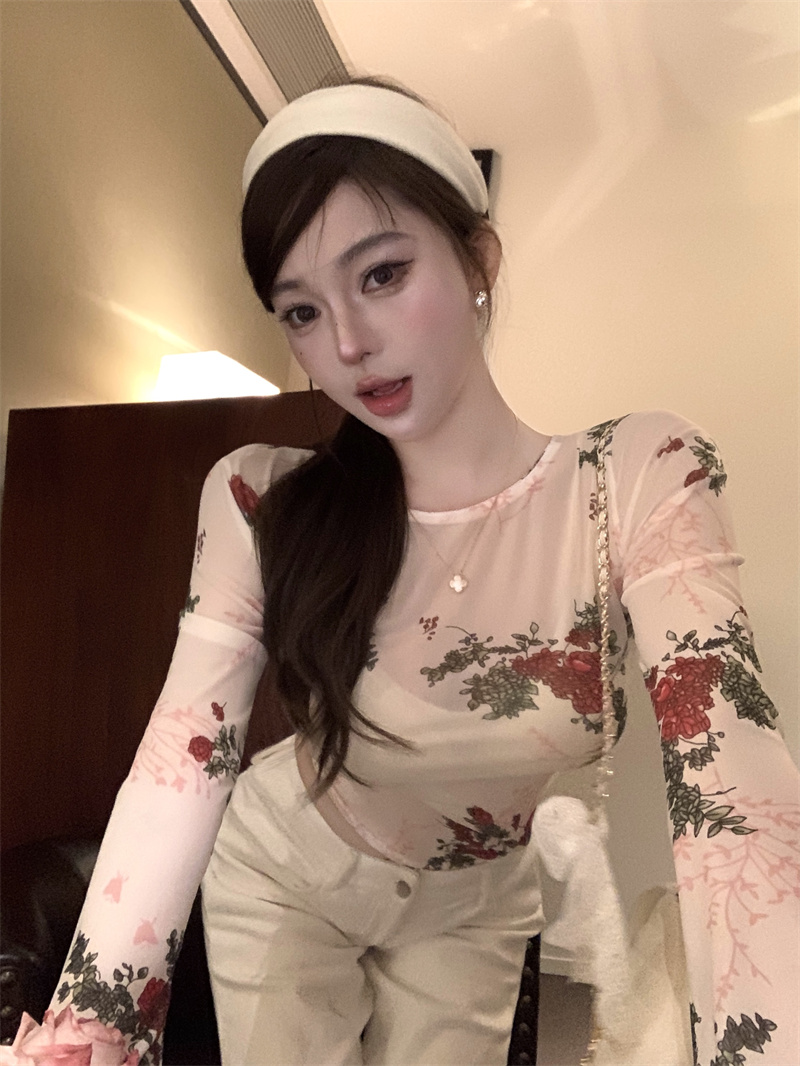 플라워 프린팅 라운드 슬림핏 긴팔 티셔츠 양군스토어S262 : Yang-Gun Shop