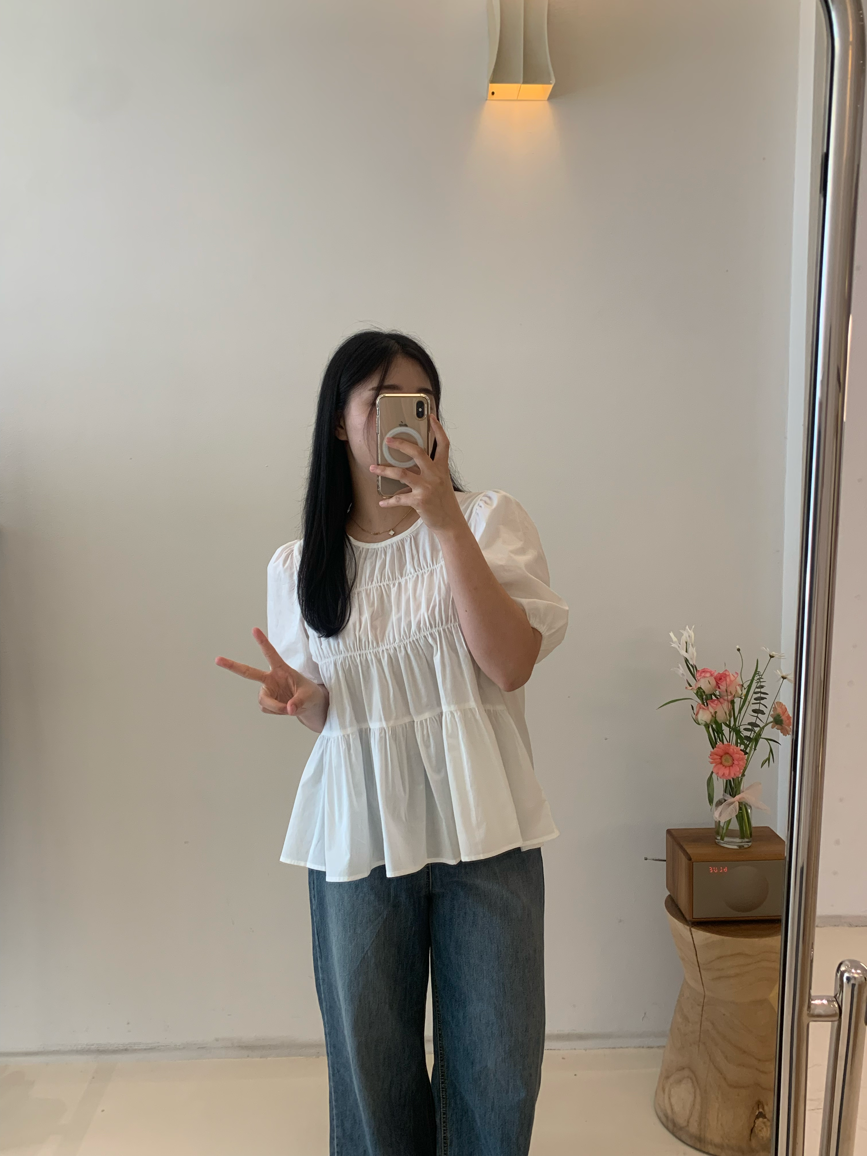 셔링 반팔 밴딩 블라우스 : 비웜
