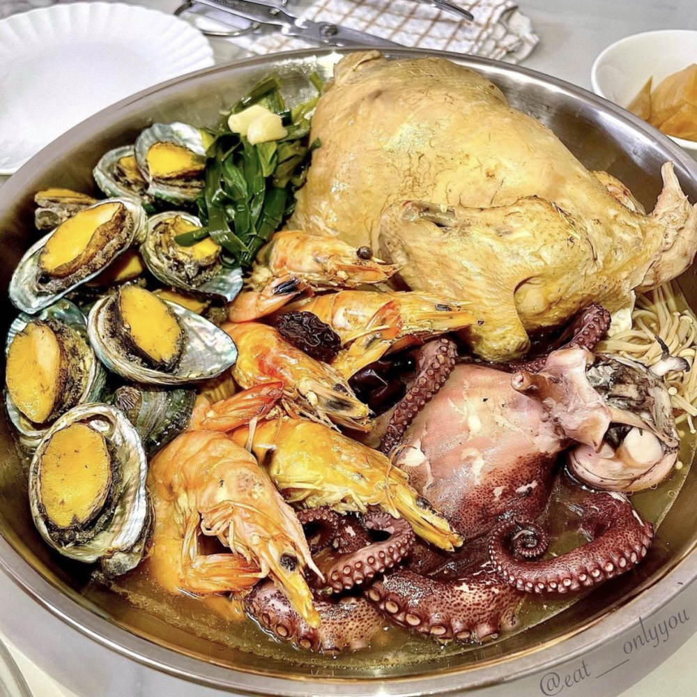 [살롱푸드] 해신탕 밀키트 든든 보양 푸짐한 캠핑음식 : 초초이나라