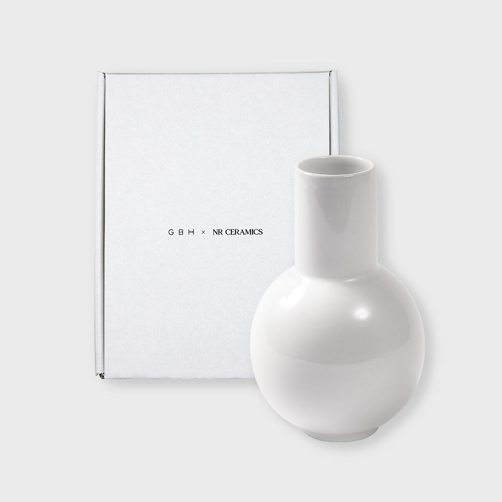 GBH X NR CERAMICS 지비에이치 엔알 세라믹 화병 꽃병 화이트 흰색 인테리어 집들이 선물 : GBH