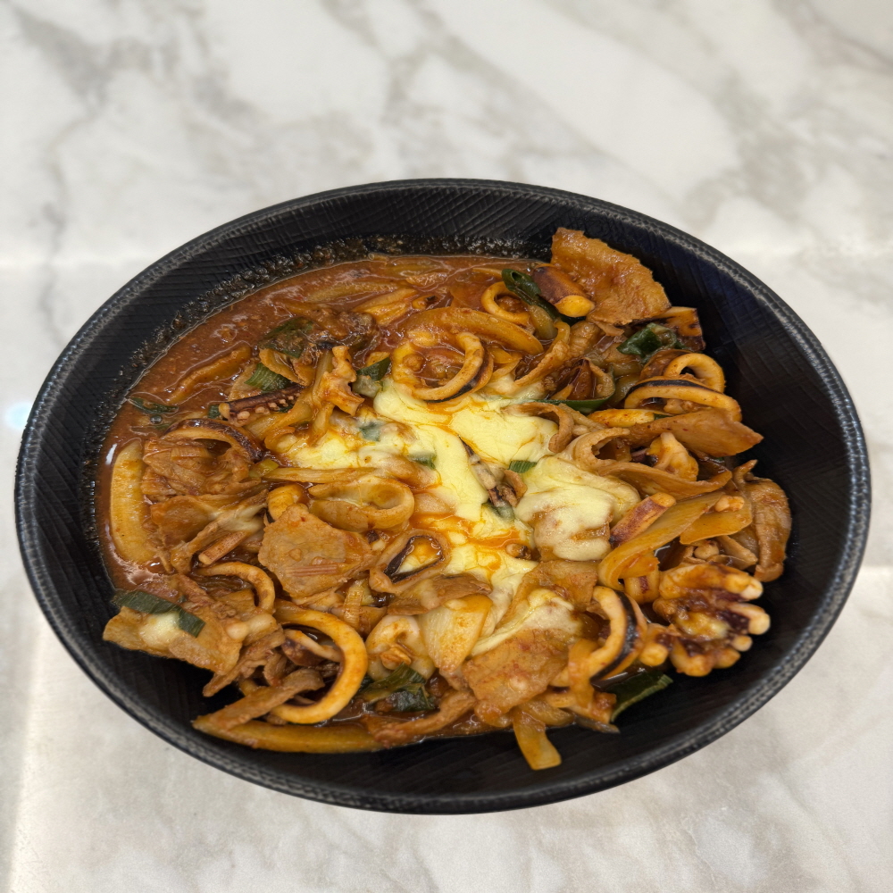 살롱푸드 간편 매콤 치즈 오삼불고기 밀키트 : 초초이나라