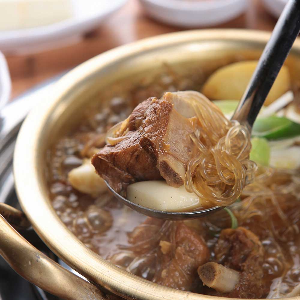 궁중갈비찜 48시간 저온숙성 스팀공법 육즙가득 쫄깃한 삶은 간장 갈비찜 500g 1kg : 온나래푸드넷