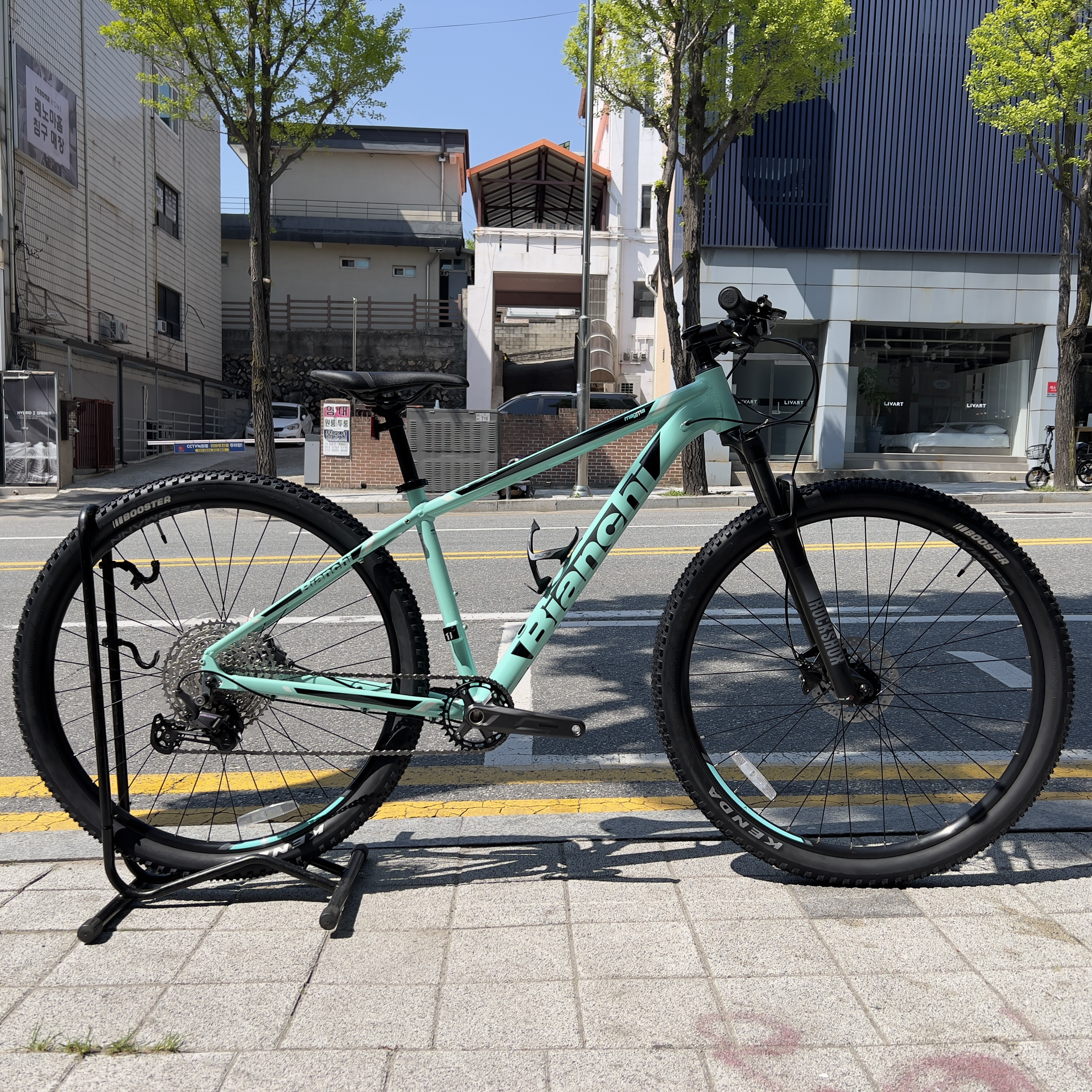 비앙키 마그마 9S 시마노 데오레 12단 MTB 산악 자전거 : 바이크월드