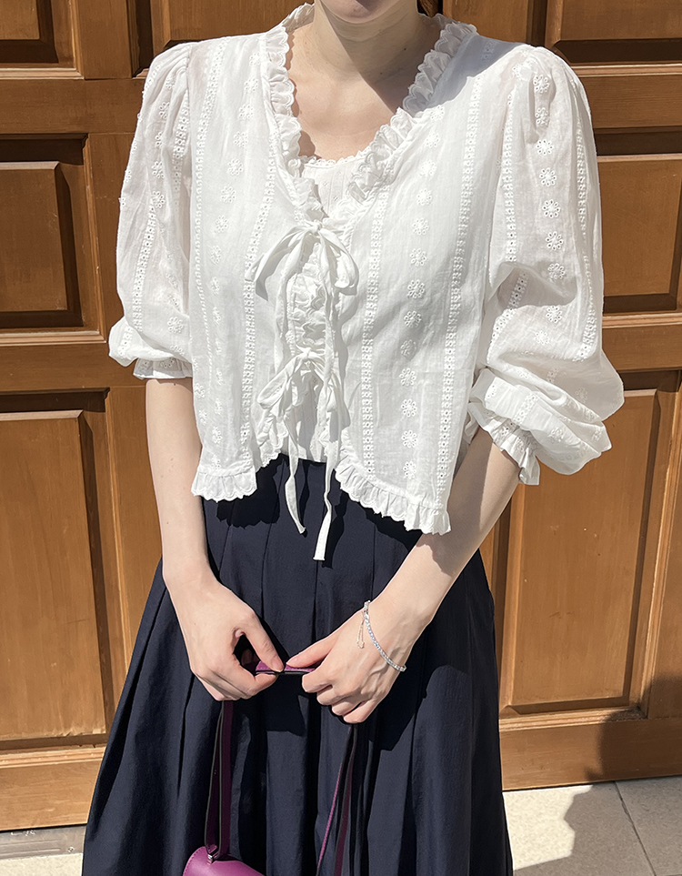 신상 [무배] 하양 프릴 레이스 가디건 : 수아르SOIR