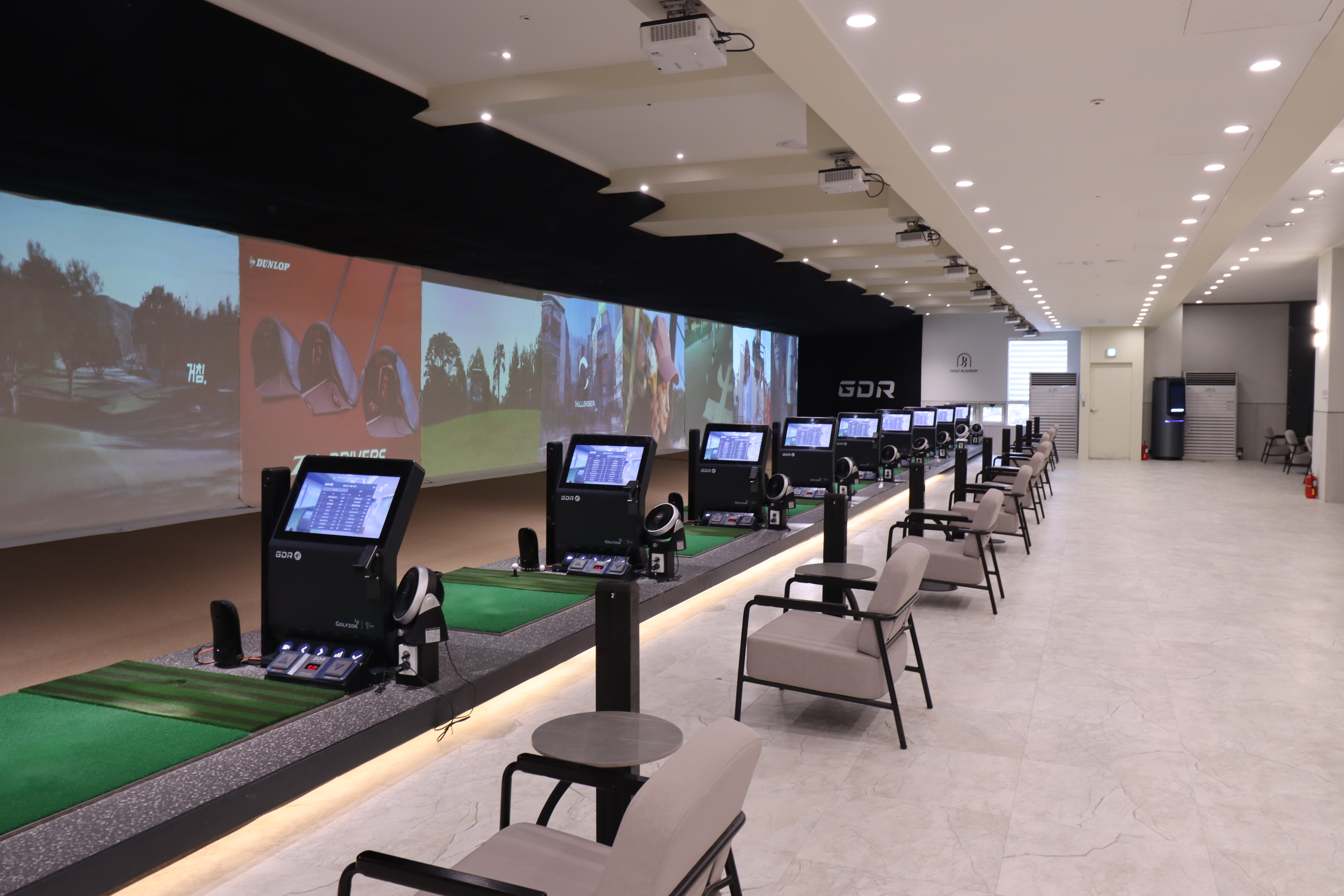 골프레슨 타석90분+KPGA프로 원포인트 레슨 체험권 강남 골프 : 제이앤드제이골프아카데미