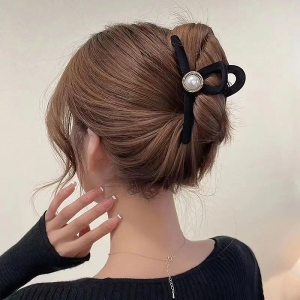 여성용 하이엔드 진주 플록 헤어 클립 트렌디 헤어핀 백 브레인 샤크 클립 헤어 액세서리 가을 및 겨울 : jjcompanyy