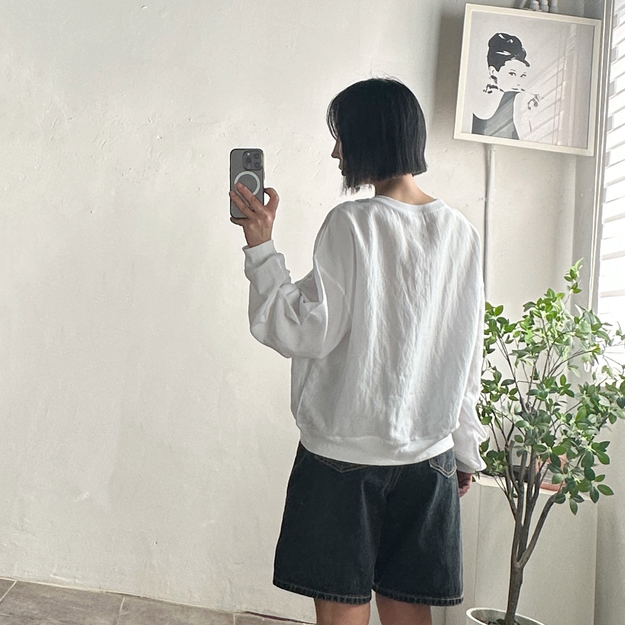 린넨맨투맨 : 캐롤라인클로젯