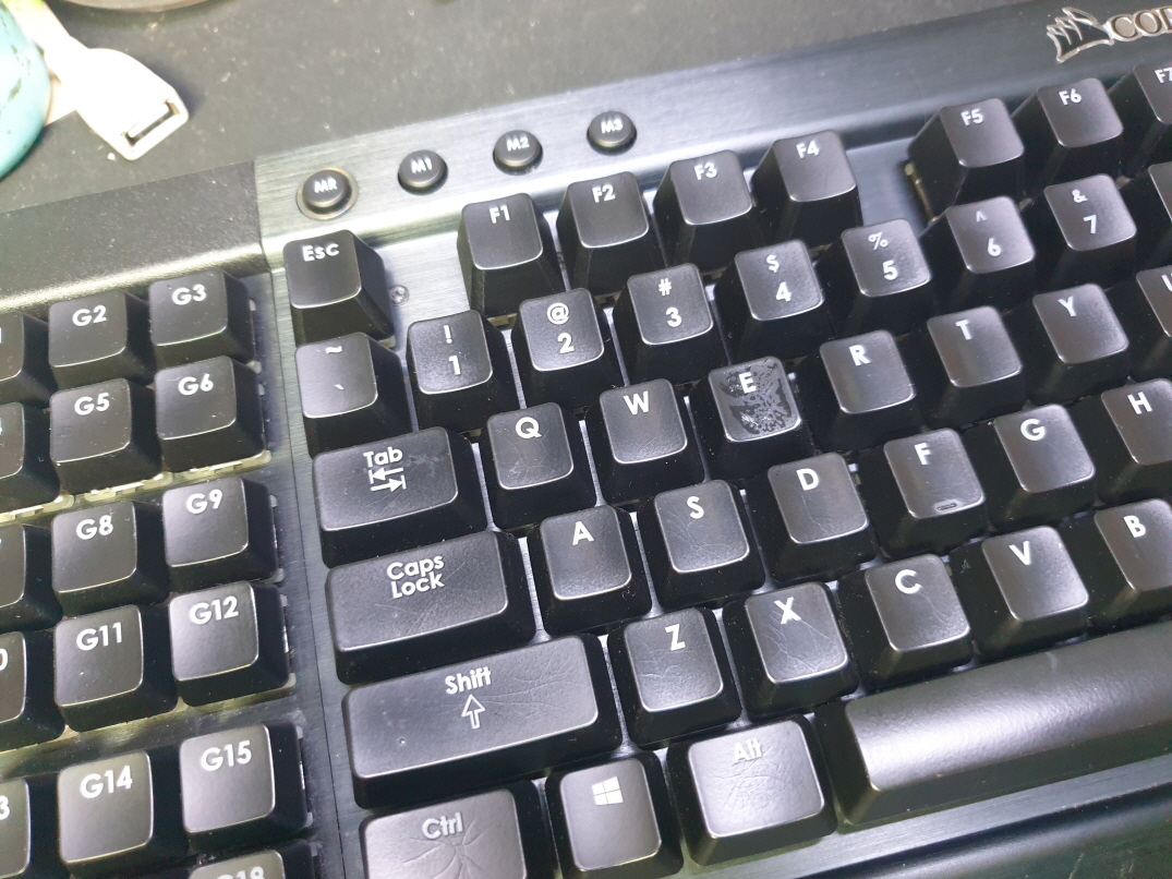 Corsair K95 RGB RGP0005 해외 직구 사설 고장 AS 커세어키보드수리 : 수정보통신