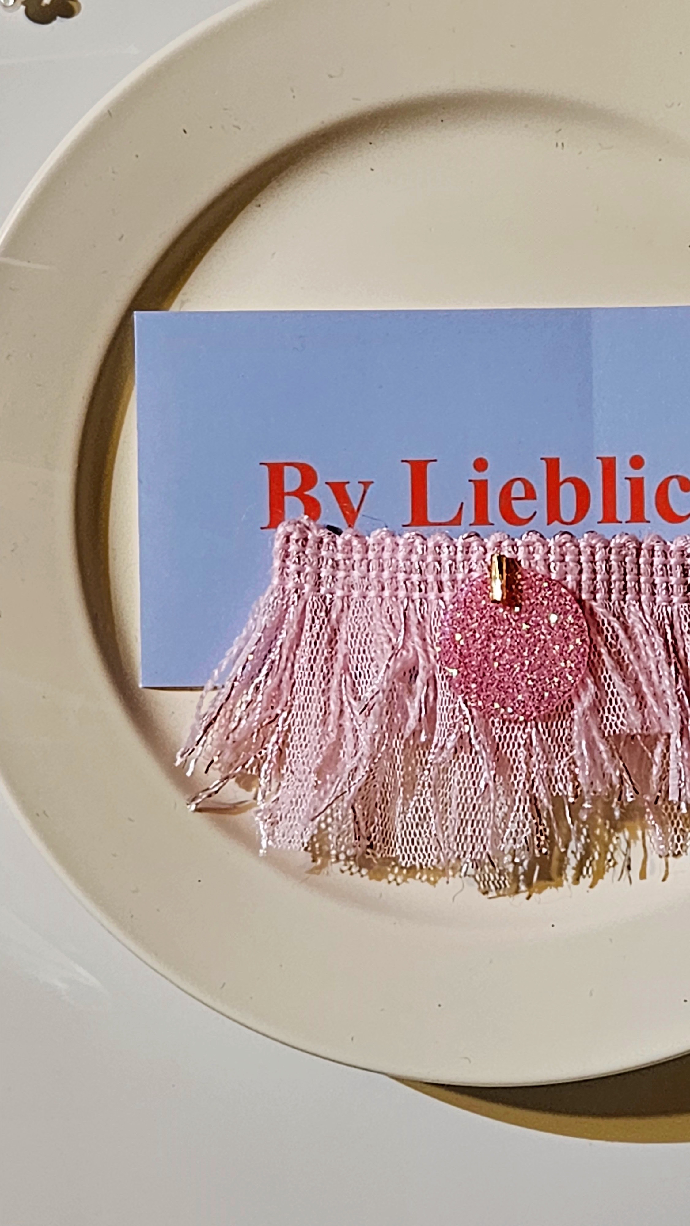 Pink tutu : 바이 리플리히