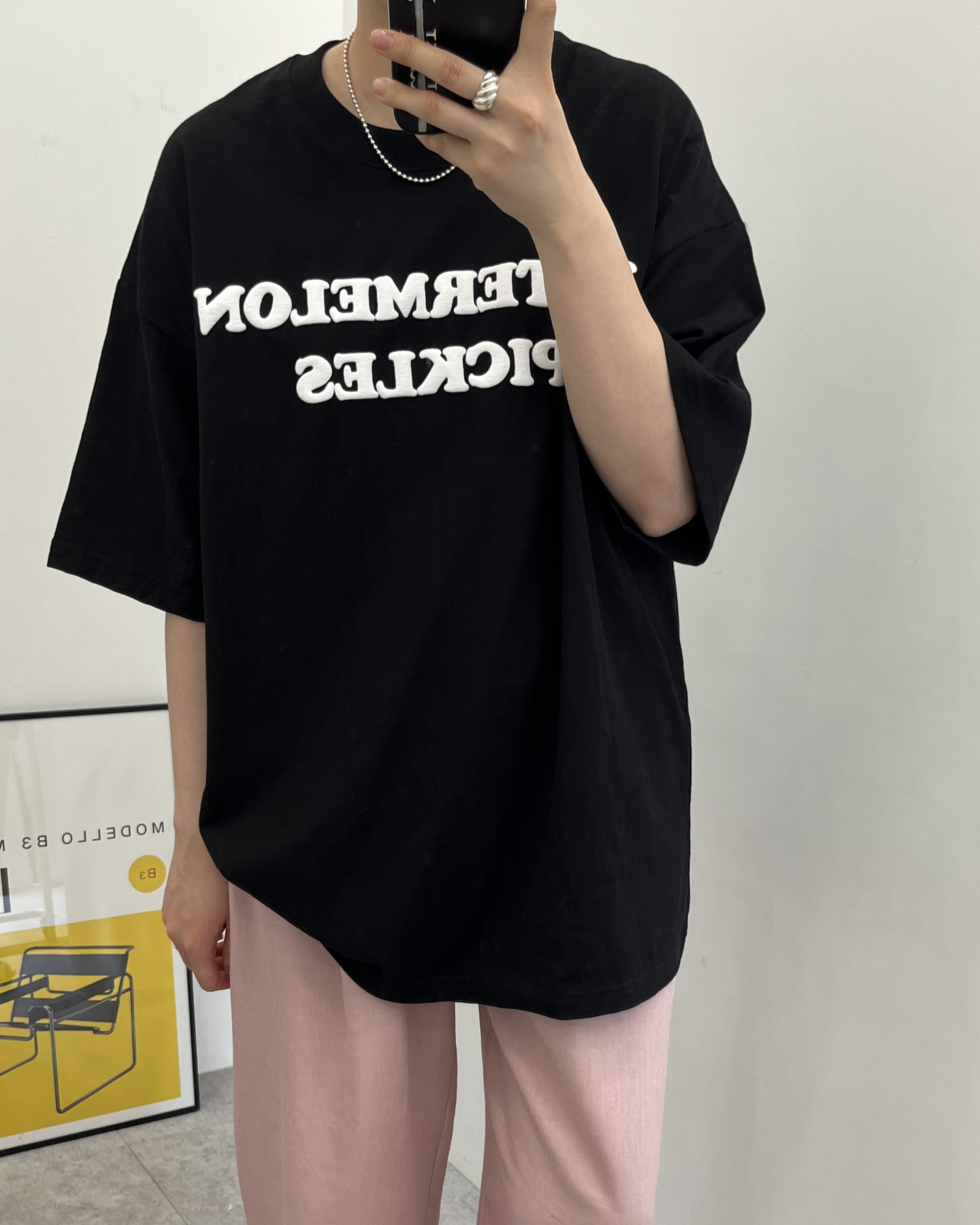 워터멜론 오버핏 라운드넥 레터링 반팔티 : 희노니