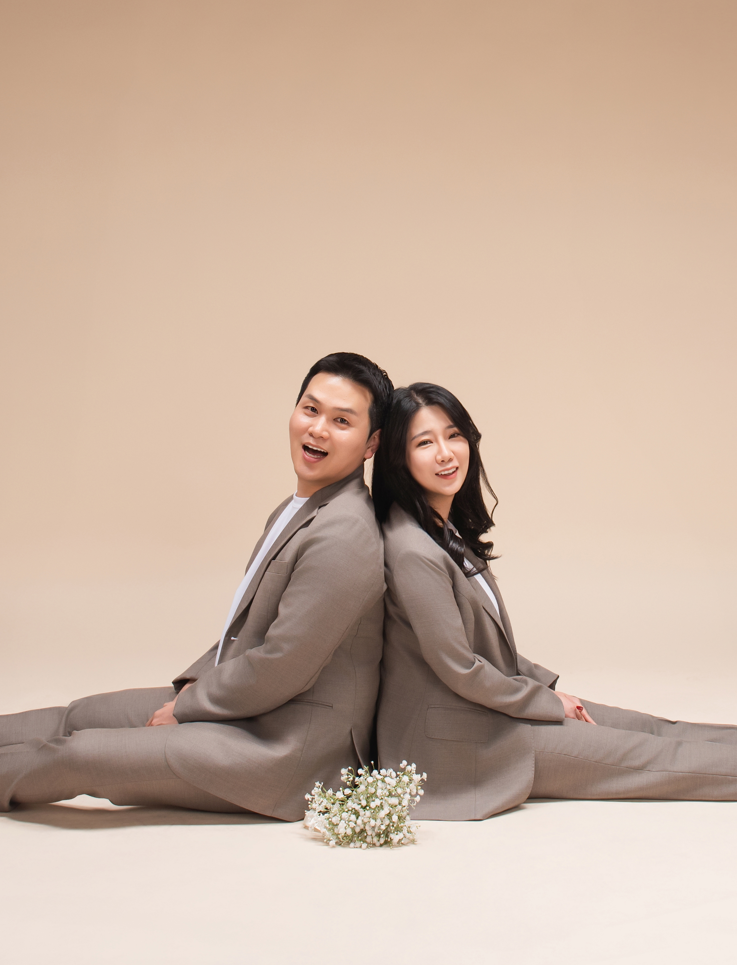 일산 리마인드웨딩 파주 스튜디오 가족사진드레스대여 헤어메이크업 촬영 컨셉스튜디오 : 첼로사진 예술원