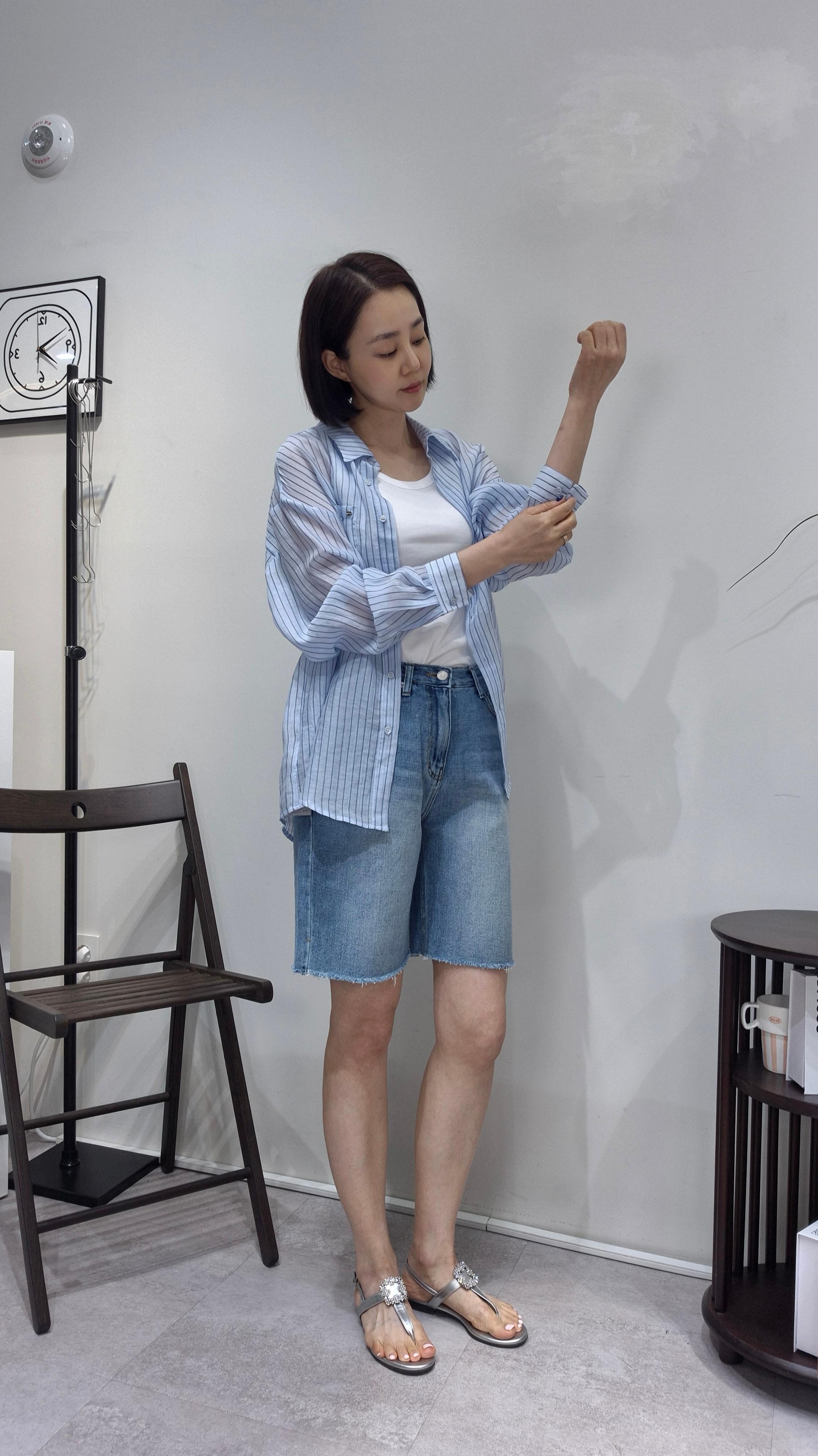스트라이프 하늘 셔츠블라우스 : 구구나인999