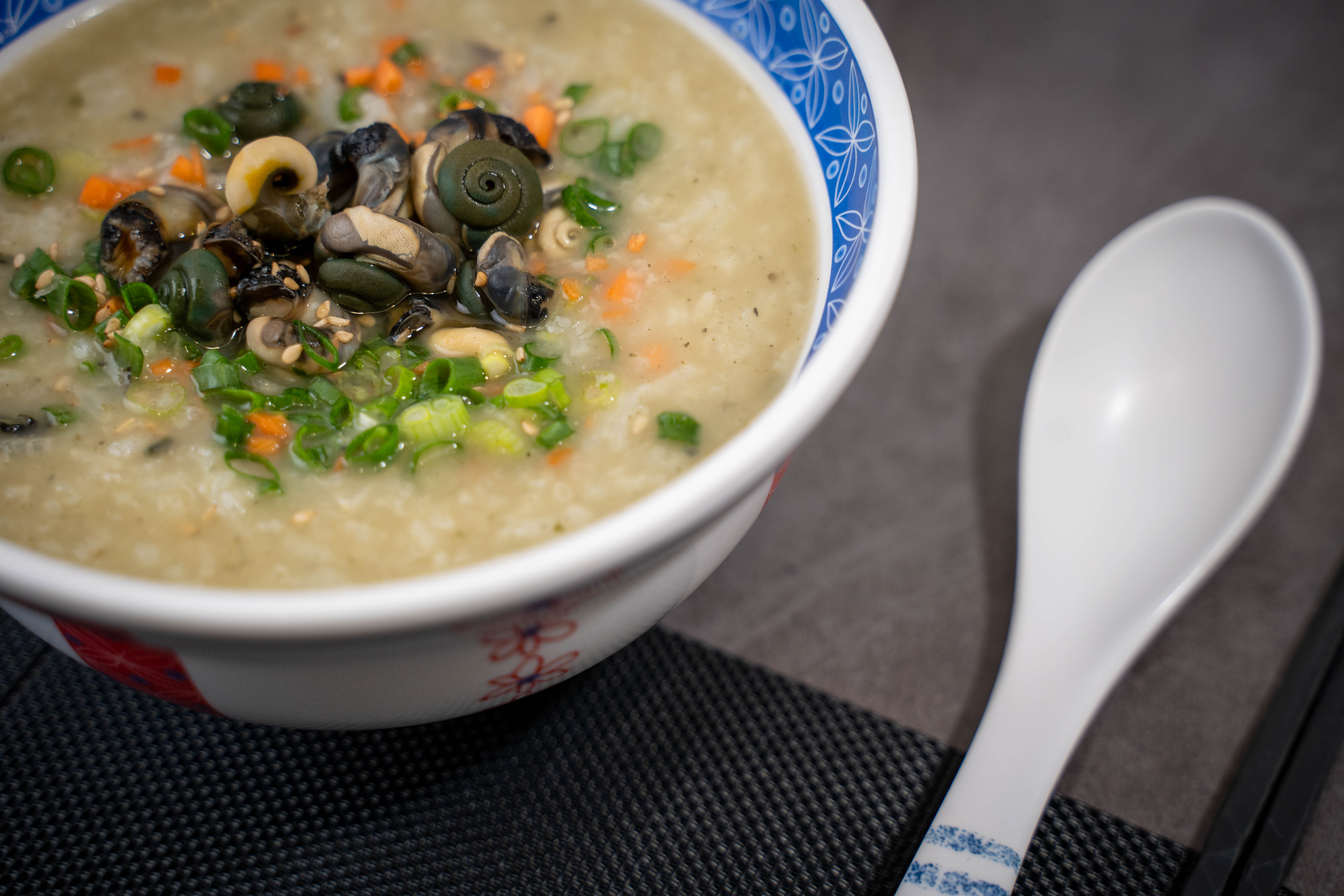 [제주한림칼국수] 보말죽밀키트 1인(600g) X 2팩 : 제주 한림칼국수