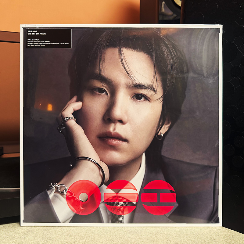 Không CD, không stream, chỉ giấu trong đĩa LP!... Sự thật ca khúc BTS "để dành" riêng cho ARMY khiến fan sốt xình xịch 😱 39077521643447900 1291992016