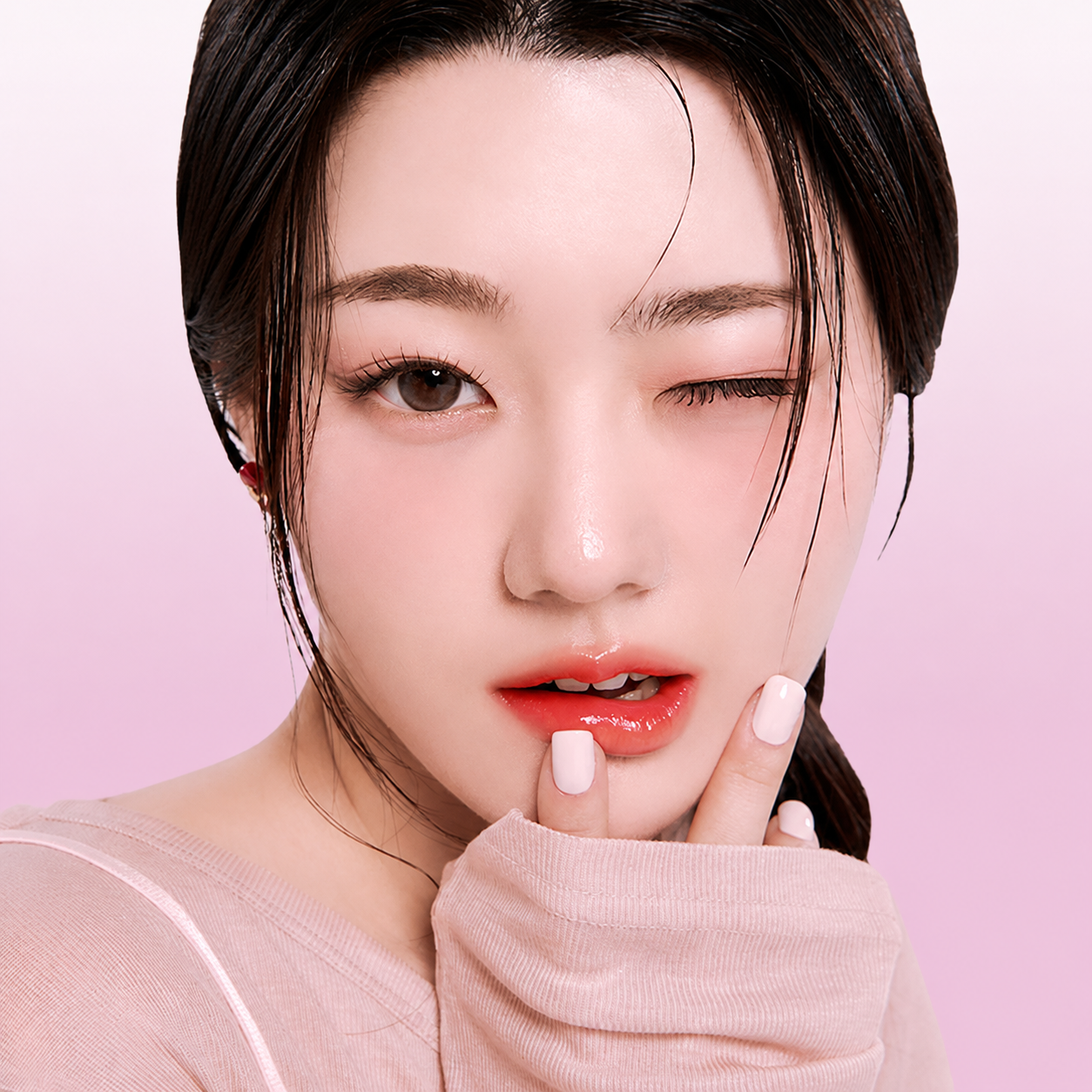 Does "Long-Lasting" Actually Mean 4 Hours? What You Need to Know Before Buying a Glazed Lip Tint! ✨💄 33872196245080164 1591114315